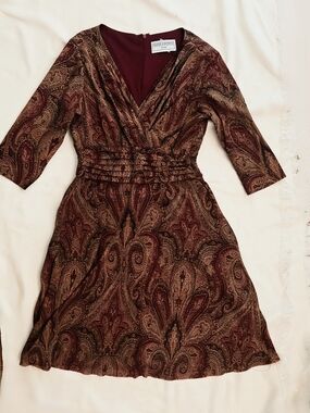 Jessica Howard Burgundy and Brown Paisley Midi Dress